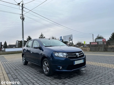 Dacia Sandero 1.2 16V 75 Laureate