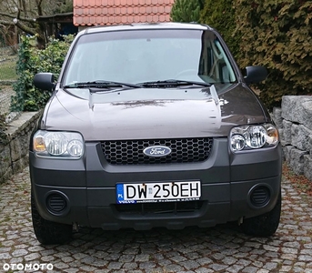 Ford Escape 2.3 XLS