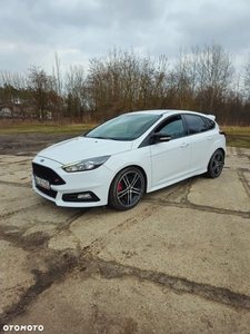 Ford Focus 2.0 EcoBoost ST