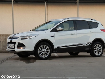 Ford Kuga 2.0 TDCi 2x4 Titanium