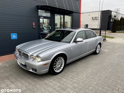 Jaguar XJ XJ8 4.2 LWB Executive