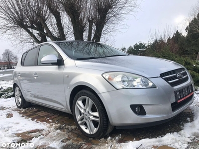 Kia Ceed Cee'd 1.6 Comfort +