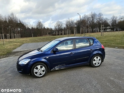 Kia Ceed Cee'd 1.6 Comfort +