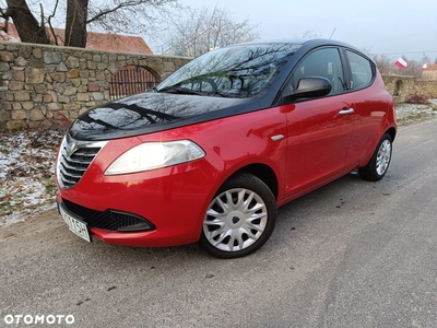 Lancia Ypsilon 1.2 8V Black&Red S&S