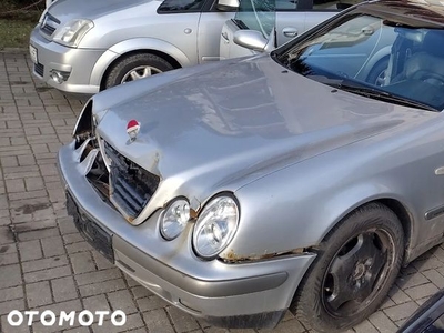 Mercedes-Benz CLK 200