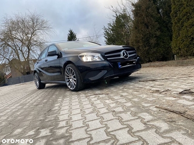 Mercedes-Benz Klasa A 180 CDI (BlueEFFICIENCY) 7G-DCT Style