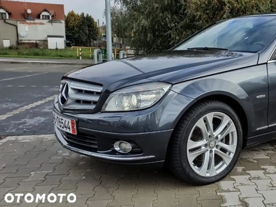 Mercedes-Benz Klasa C 220 CDI DPF Automatik Elegance