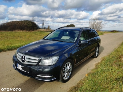 Mercedes-Benz Klasa C 250 CGI T Automatik BlueEFFICIENCY