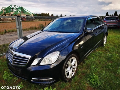 Mercedes-Benz Klasa E 220 CDI BlueEff Avantgarde
