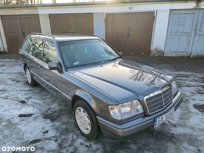 Mercedes-Benz W124 (1984-1993)