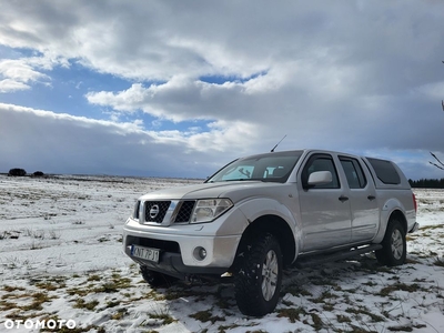 Nissan Navara 2.5 TDi Base / XE