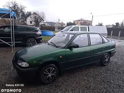 Opel Astra 1.4 GL (abs)