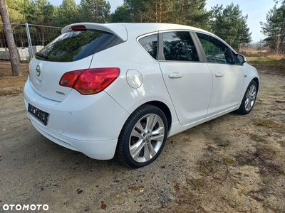 Opel Astra 1.4 Turbo Cosmo