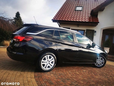 Opel Astra 1.4 Turbo Start/Stop Sports Tourer Business