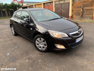 Opel Astra 1.7 CDTI DPF Active