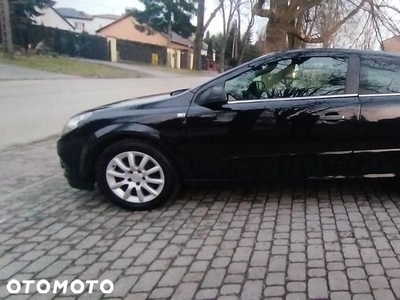 Opel Astra III GTC 1.6 Enjoy