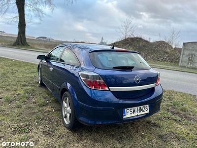 Opel Astra III GTC 1.9 CDTI Sport