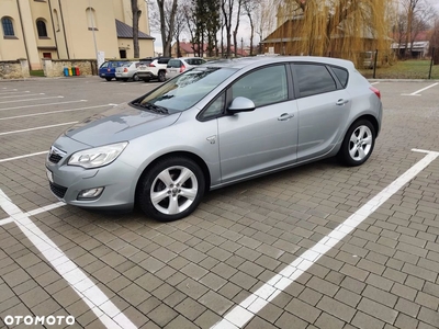 Opel Astra IV 1.4 T Enjoy