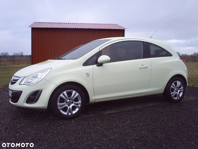 Opel Corsa 1.4 16V Satellite