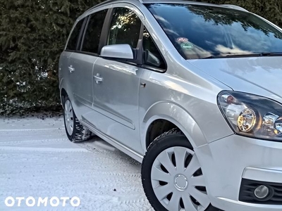 Opel Zafira 1.8 Design Edition