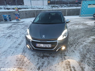 Peugeot 208 1.2 PureTech Allure S&S EAT6