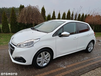 Peugeot 208 82 PureTech Style