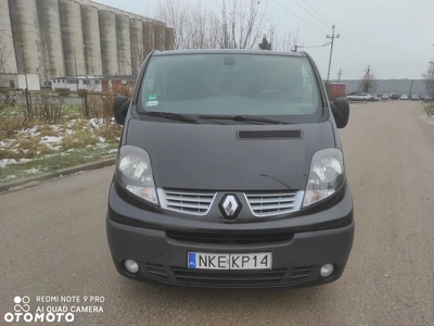 Renault Trafic 2.0 dCi 115 FAP Passenger Black Edition