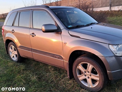 Suzuki Grand Vitara 2.0