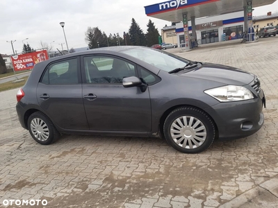 Toyota Auris 1.33 Dual-VVT-i