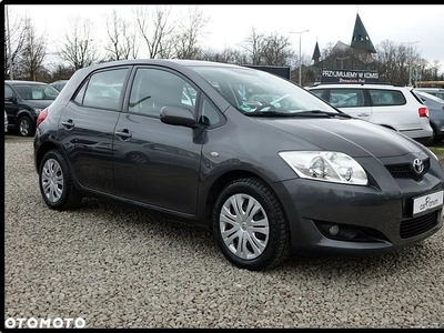 Toyota Auris 1.6 VVT-i Luna