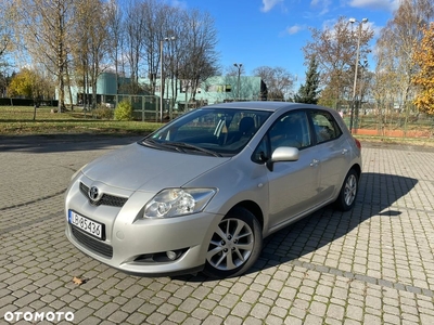 Toyota Auris 1.6 VVT-i Sol