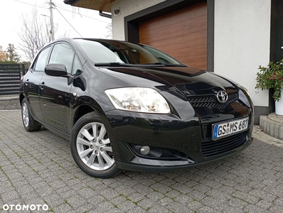 Toyota Auris 1.6 VVT-i Sol