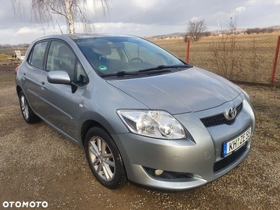 Toyota Auris 1.6 VVT-i Team