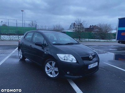 Toyota Auris 2.2 D-4D X + Exclusive