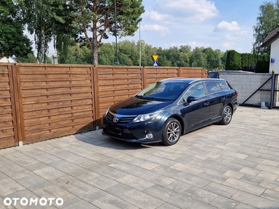 Toyota Avensis Combi 2.0 D-4D Edition