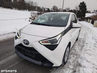 Toyota Aygo x.shift x-play connect