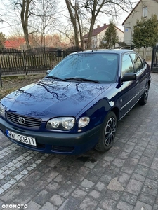 Toyota Corolla 1.4 Terra1