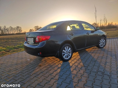 Toyota Corolla 1.6 VVT-i Luna