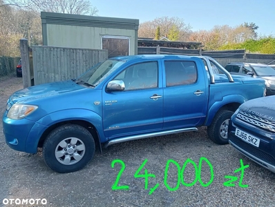 Toyota Hilux 2.5 D-4D DLX