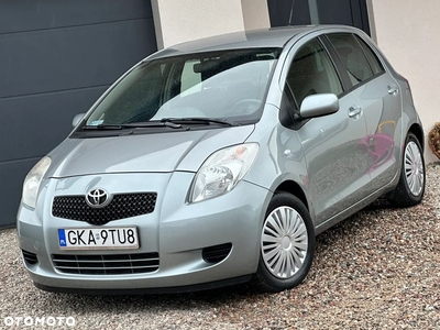 Toyota Yaris 1.3 VVT-i Sol