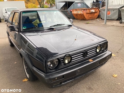 Volkswagen Golf 1.8