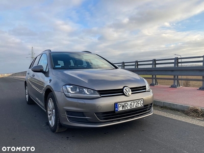 Volkswagen Golf VII 1.6 TDI BMT Comfortline