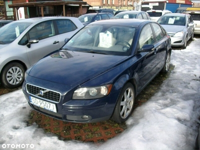 Volvo S40