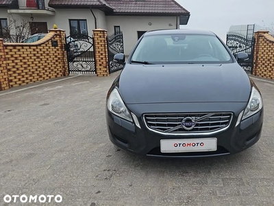 Volvo S60 D2