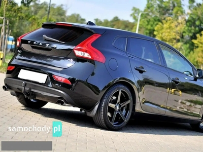 Volvo V40 II