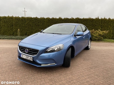 Volvo V40 CC D2 Momentum