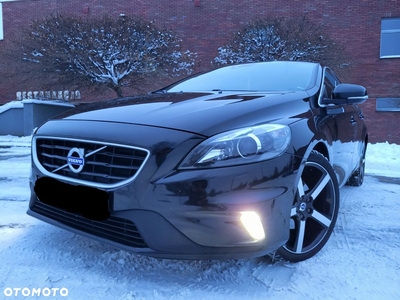 Volvo V40 D2 Drive-E R-Design Momentum