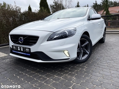 Volvo V40 D2 Drive-E R-Design Momentum