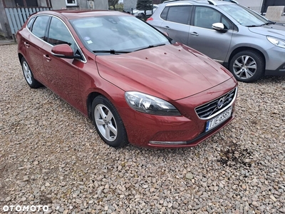 Volvo V40 T2 Momentum