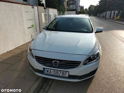 Volvo V60 D2 Drive-E Dynamic Edition (Kinetic)